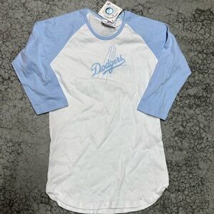 Vintage Los Angeles Dodgers Baseball  3/4 Raglan Sleeve T-Shirt 2005 New